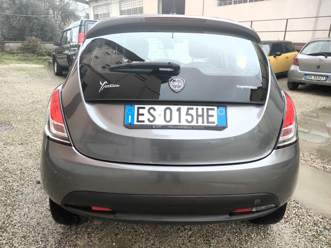 Lancia Ypsilon 0.9 TwinAir 85CV Ecochic Gold