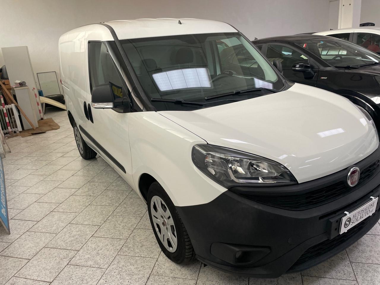 Fiat Doblo 1.6 MJT 105CV S&S PC-TN Cargo Lounge 3 Posti