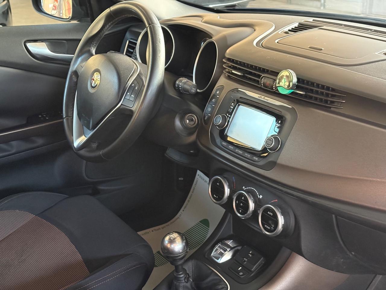 Alfa Romeo Giulietta 1.6 JTDm-2 105 CV Exclusive