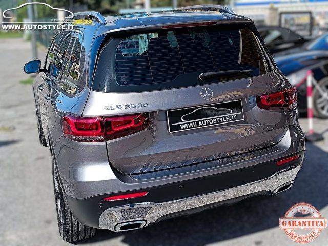 MERCEDES-BENZ GLB 200 d Automatic Sport