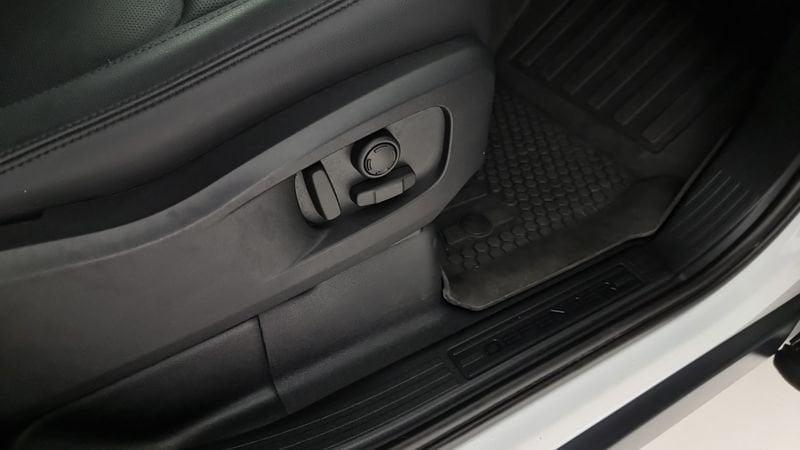 Land Rover Defender Defender 110 3.0d i6 mhev SE awd 250cv auto