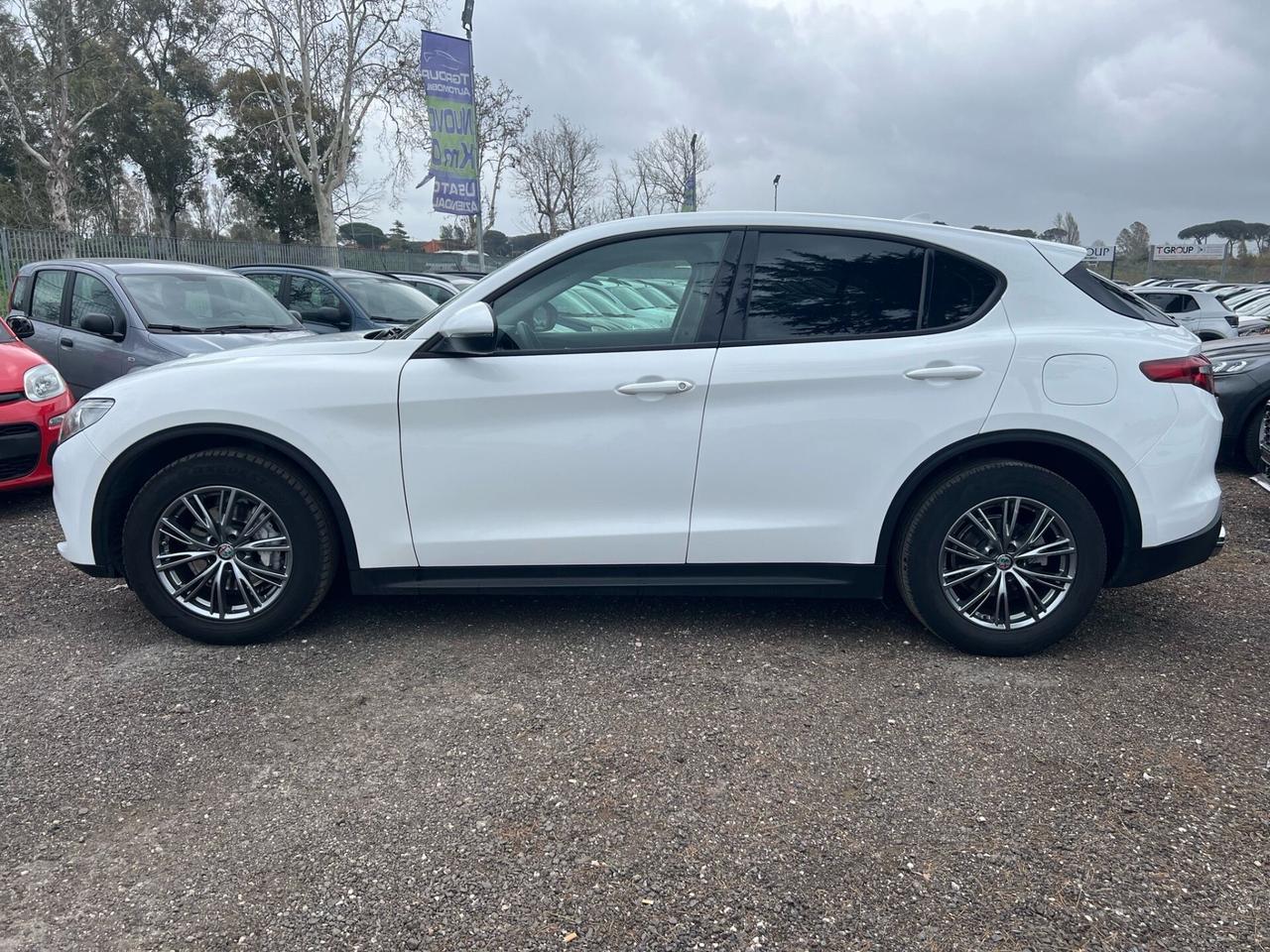 Alfa Romeo Stelvio 2.2 Turbodiesel 150CV AT8 RWD Super