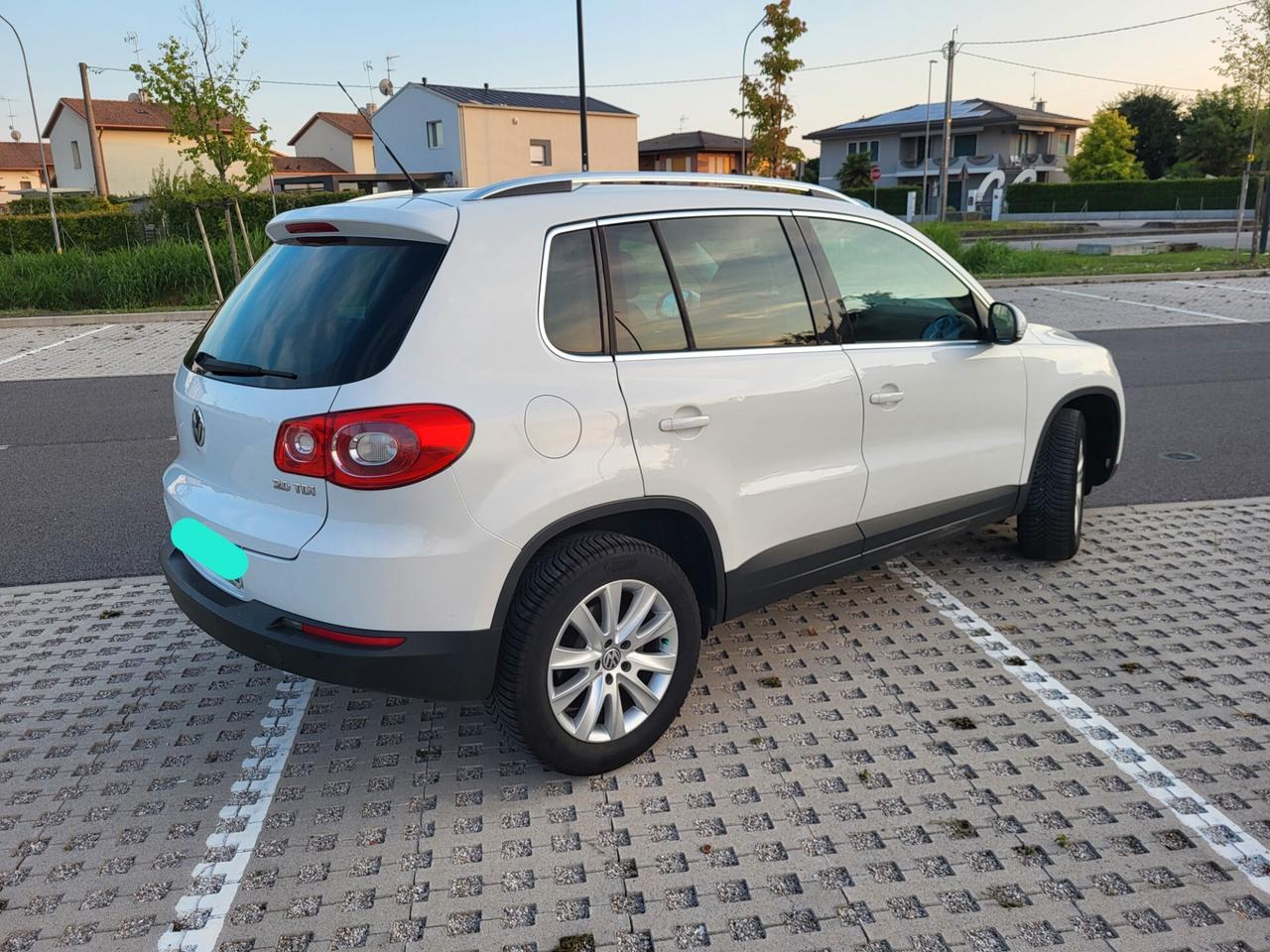Volkswagen Tiguan 2.0 16V TDI DPF Sport & Style (18°)