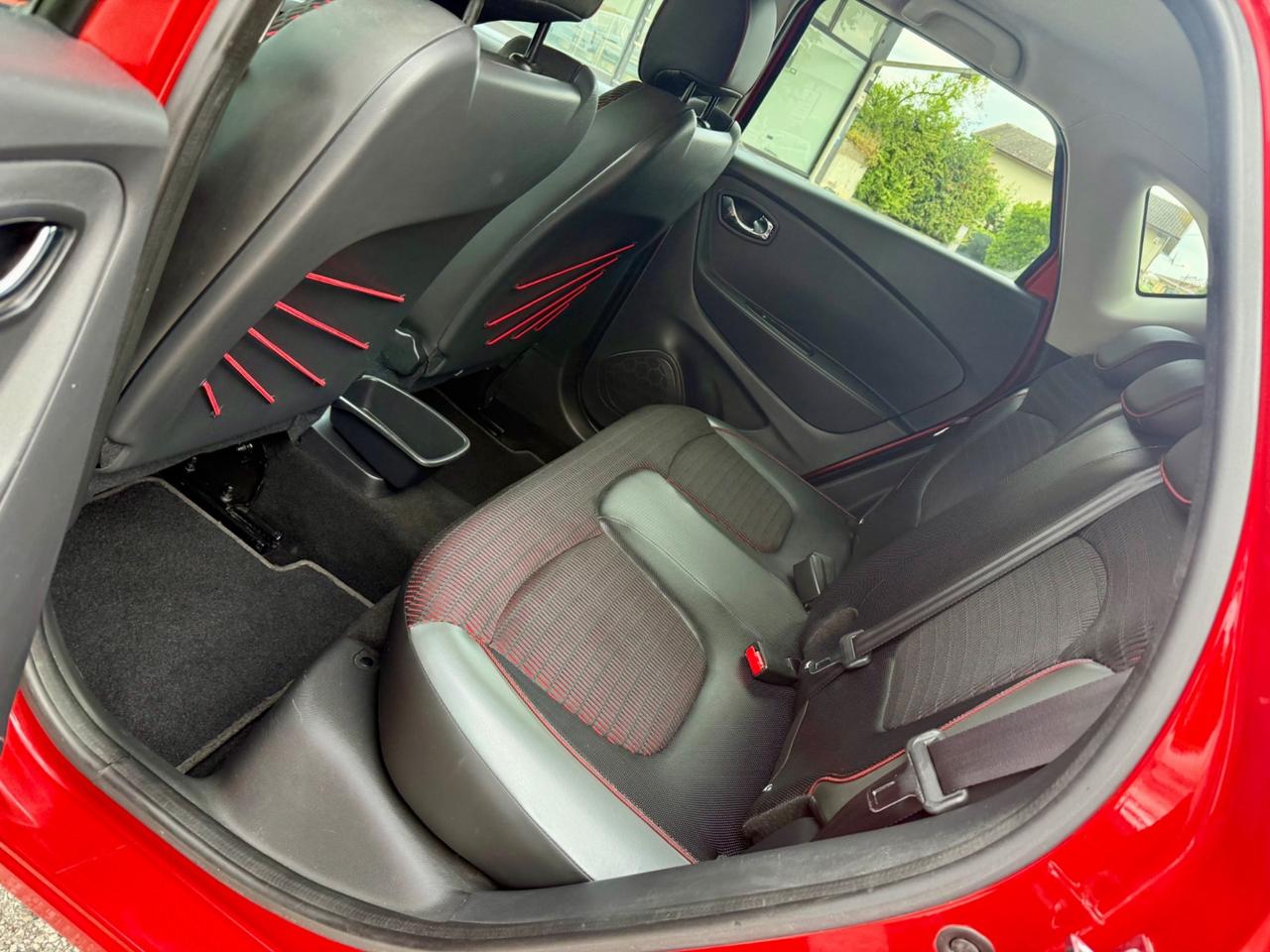 Renault Captur 1.5 dCi EDC Project Runway Ok NEOPATENTATI