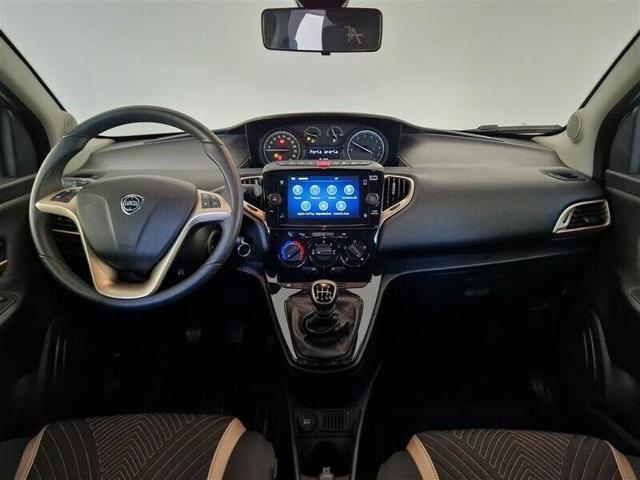 LANCIA Ypsilon 1.0 FireFly 5 porte S&S Hybrid Alberta Ferretti