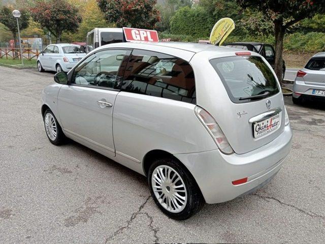 LANCIA Ypsilon 1.2 69 CV New Oro BIFUEL GPL ok *neopatentati*