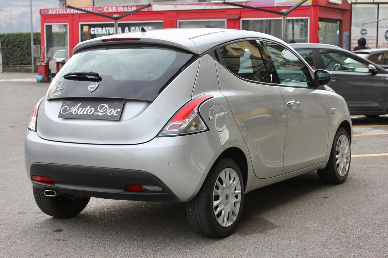 Lancia Ypsilon 1.2 69 CV 5 porte Silver UNICO PROPRIETARIO!