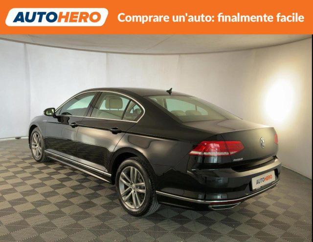 VOLKSWAGEN Passat 2.0 TDI DSG Business BlueMotion Technology