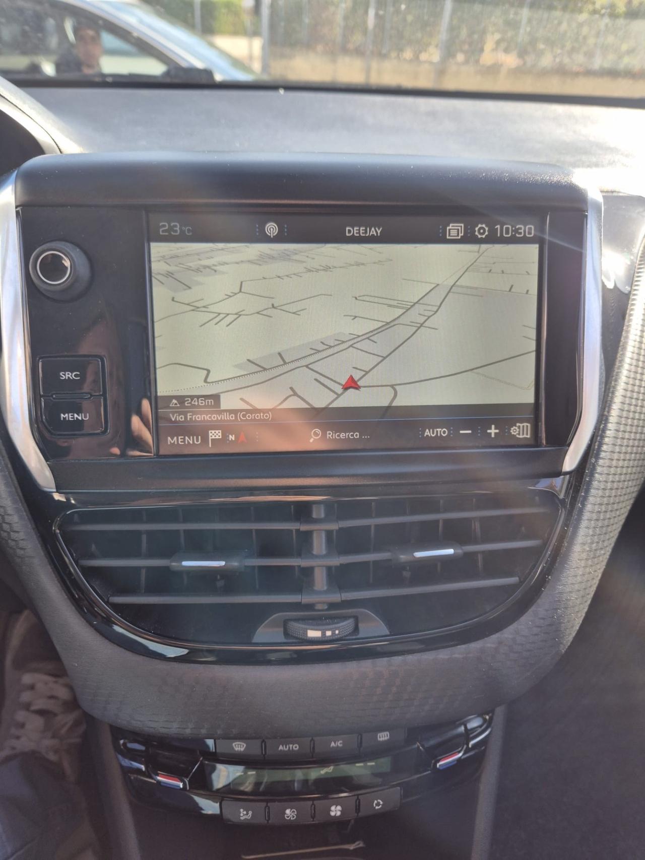 Peugeot 2008 BlueHDi 100 Allure
