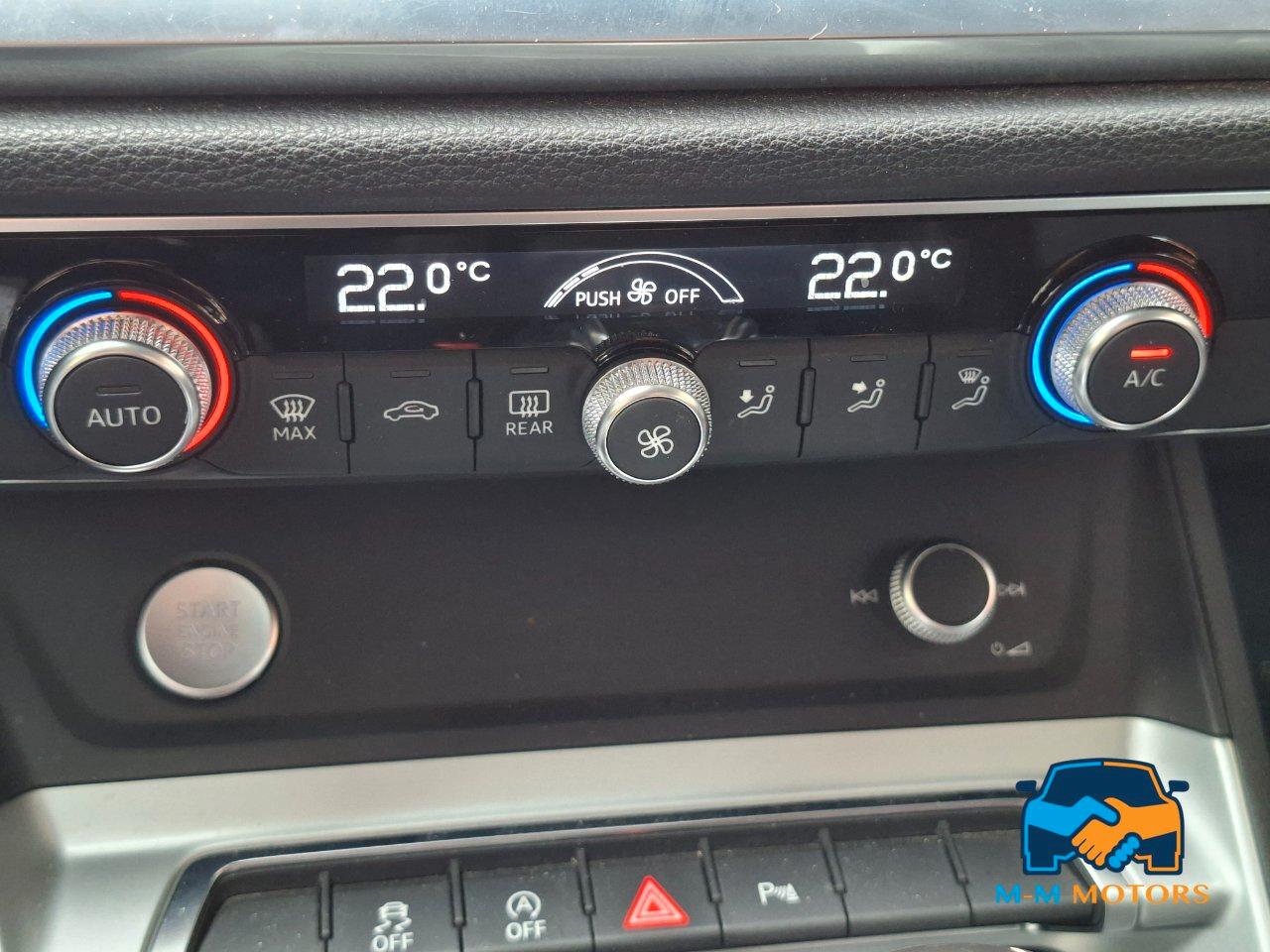 Audi Q3 40 2.0 tdi S line quattro 190cv unico proprietario