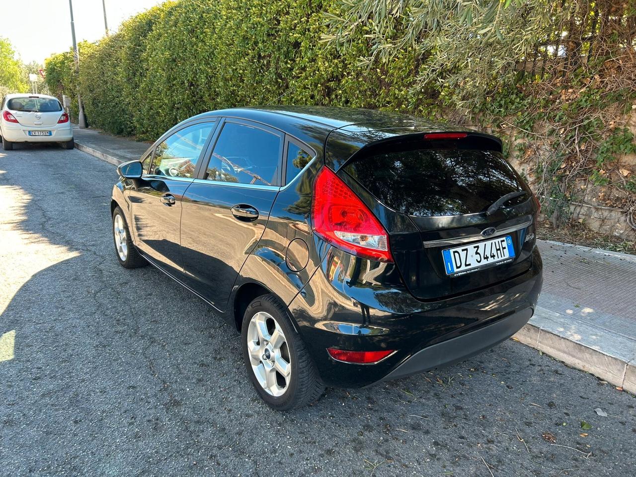 Ford Fiesta 1.4 5 porte Bz.- GPL Titanium
