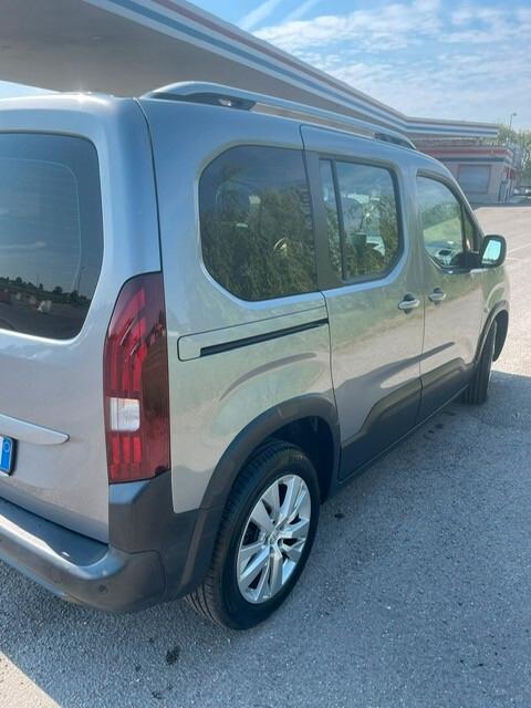 Peugeot Rifter BlueHDi 130 S&S EAT8 Active Standard