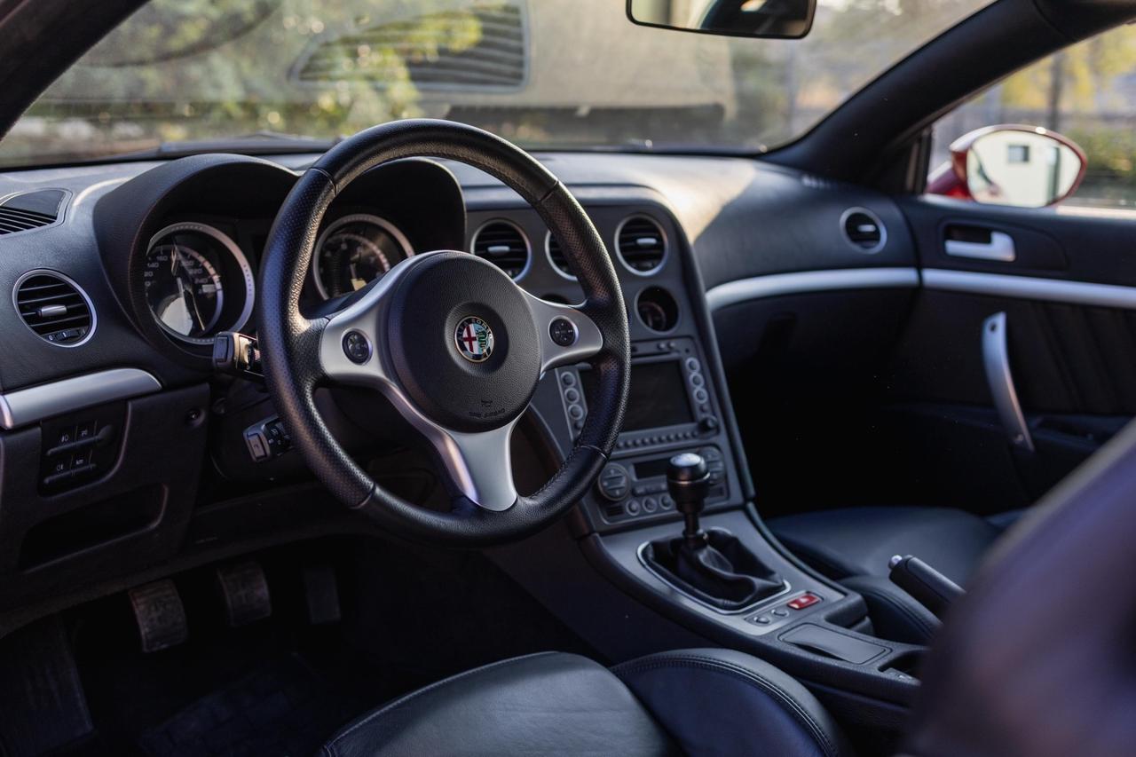 Alfa Romeo Brera Spider 3.2 V6 Q4 UNIPRO