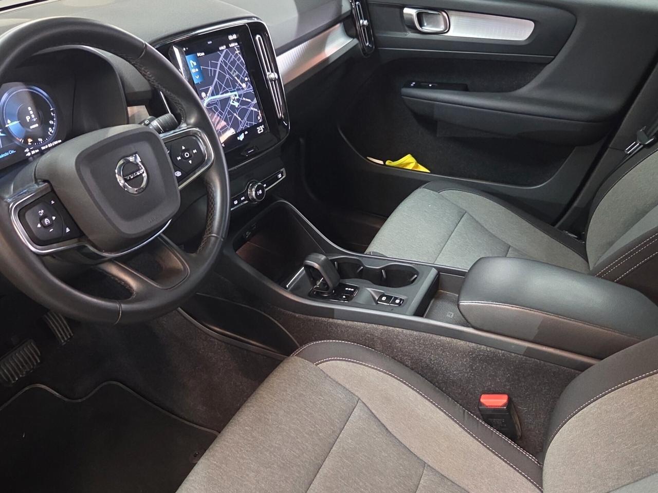 Volvo XC40 T5 Recharge Plug-in Hybrid Inscription Expression