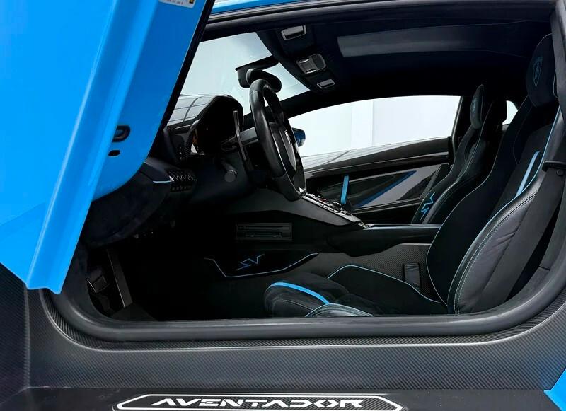 Lamborghini Aventador SV 6.5 V12 NOLEGGIO LUNGO TERMINE - LEASING FULL INCLUSIVE