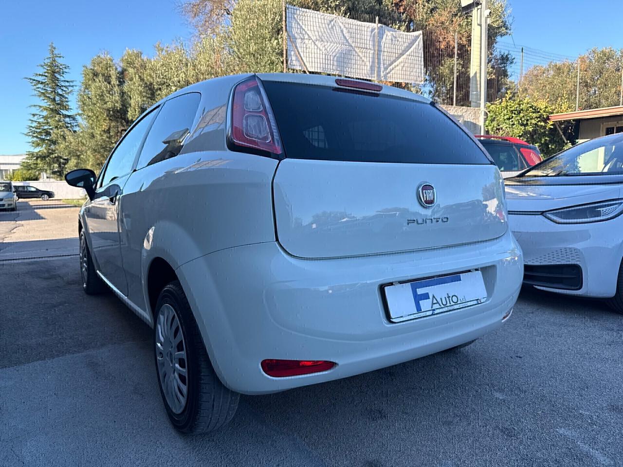 Fiat Punto 1.3 MJT***75CV***3 porte Van 2 posti,clima,comandi al volante,ecc.