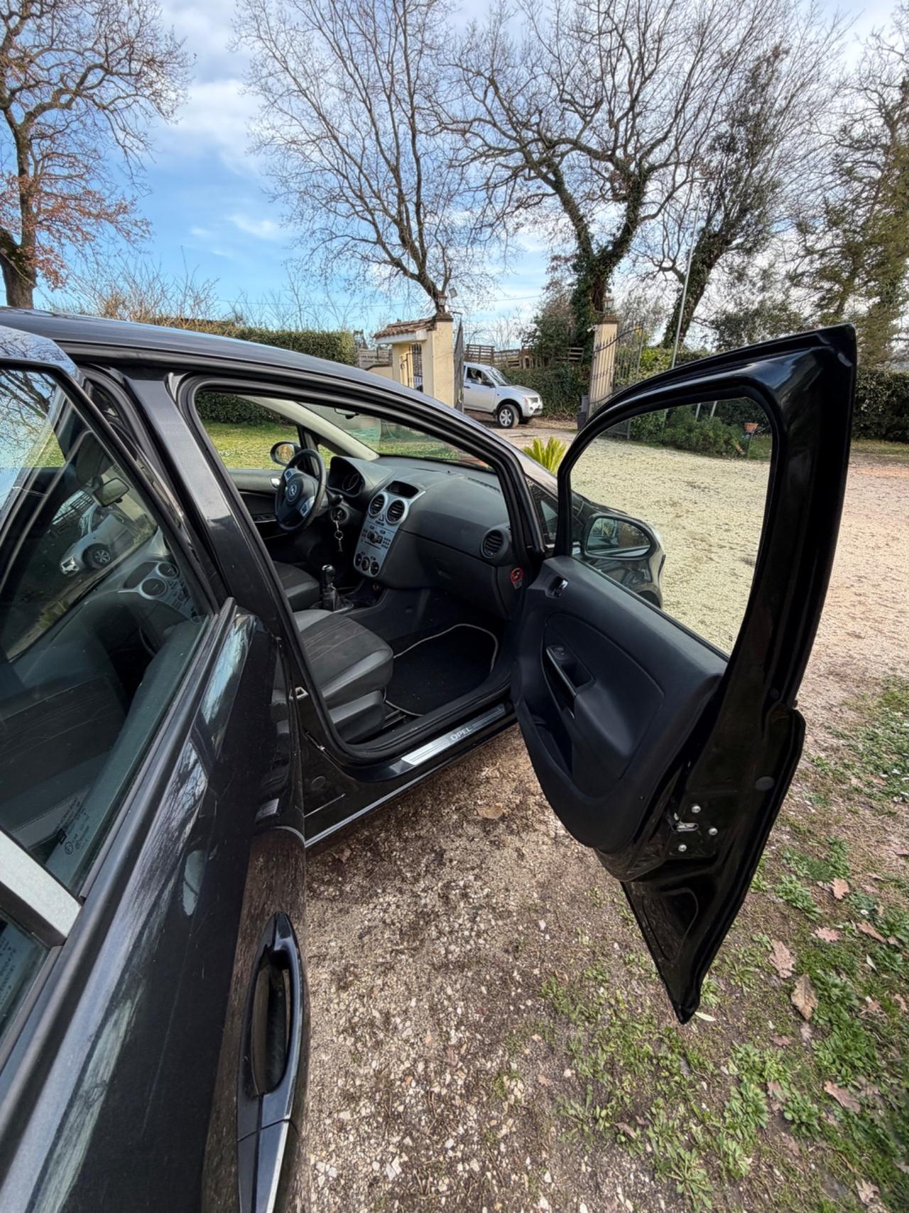 Opel Corsa 1.2 5 porte Edition