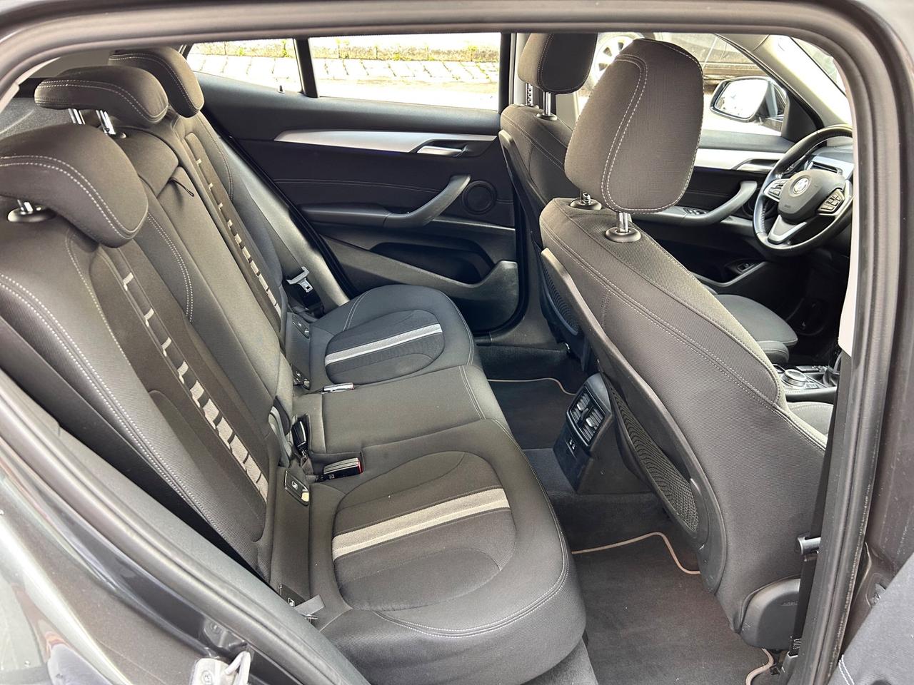 Bmw X2 sDrive18d SPORT