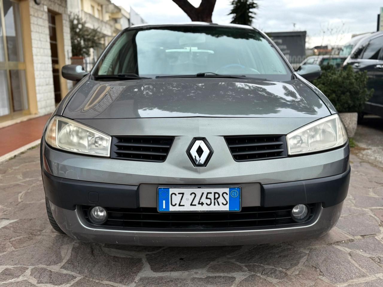 Renault Megane 1.6 16V GPL