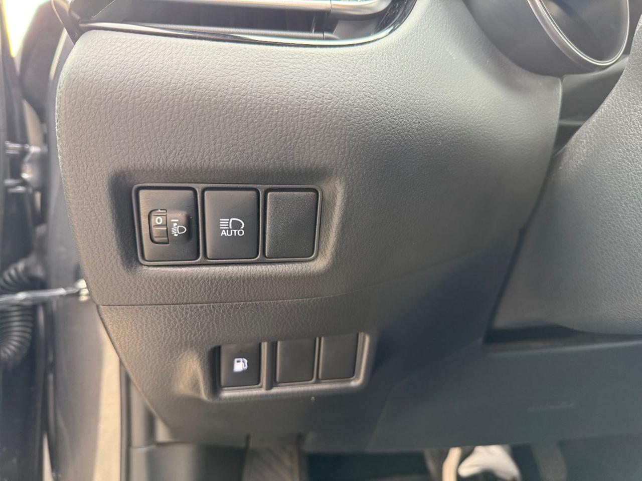 TOYOTA C-HR 1.8 Hybrid E-CVT Lounge