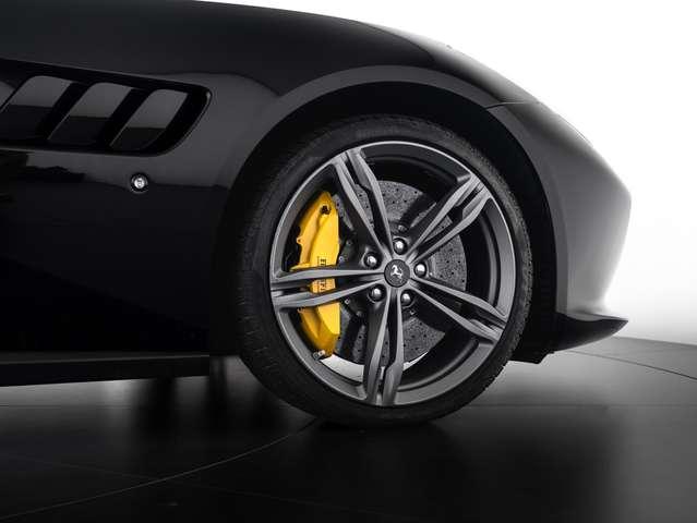 Ferrari GTC4 Lusso V12