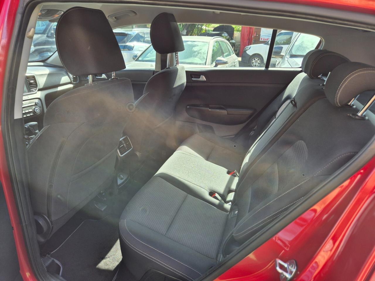 Kia Sportage 1.6 CRDI 136 CV 2WD Mild Hybrid Black