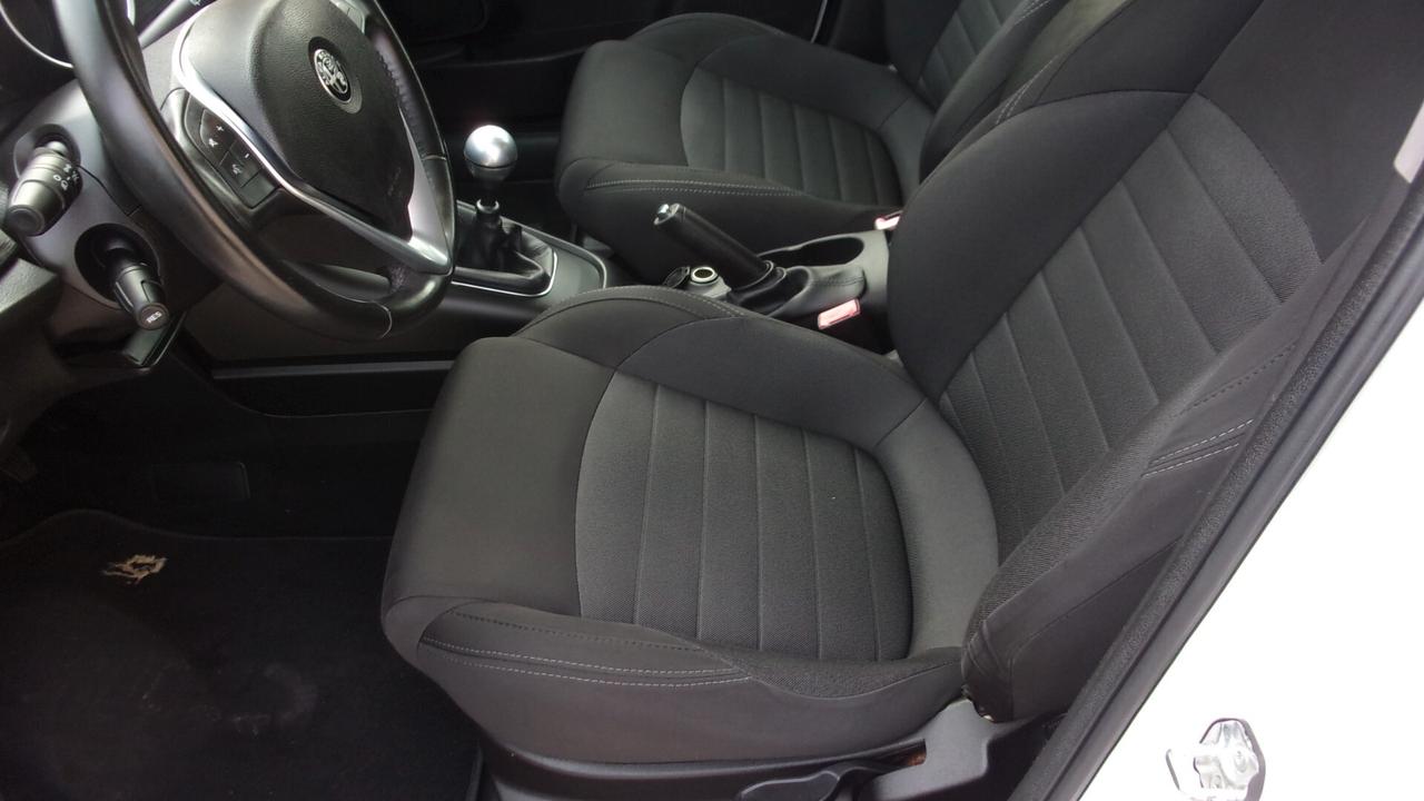 Alfa Romeo Giulietta 1.4 Turbo 120 CV GPL Super