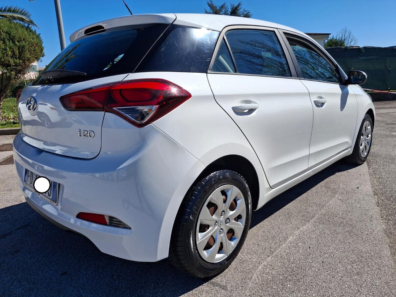 Hyundai i20 1.1 CRDi-*DIESEL EURO 6*NEOPATENTATI*
