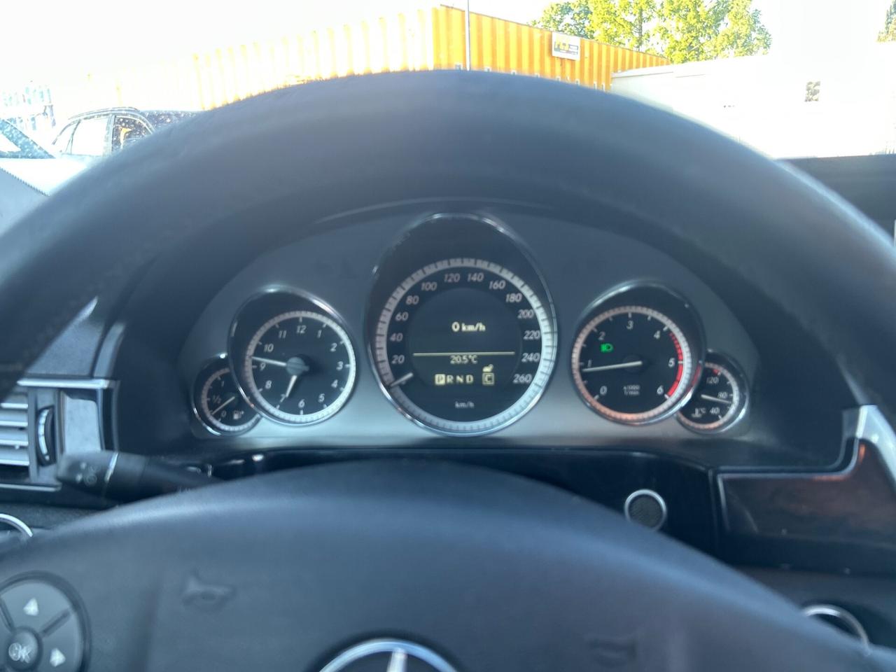Mercedes-benz E 250 E 250 CDI BlueEFFICIENCY Avantgarde AMG