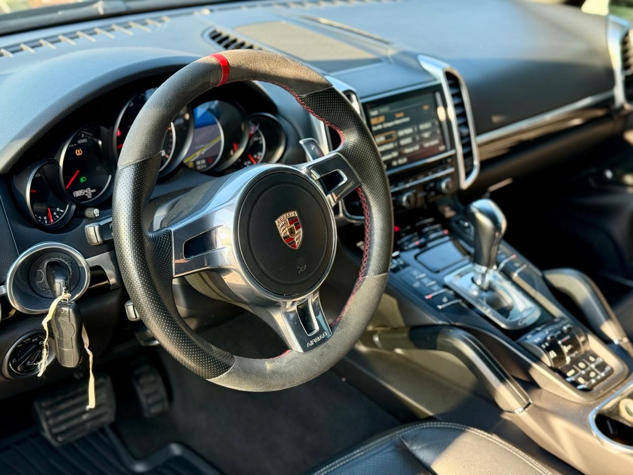 Porsche Cayenne 3.0 Diesel 2012 21”