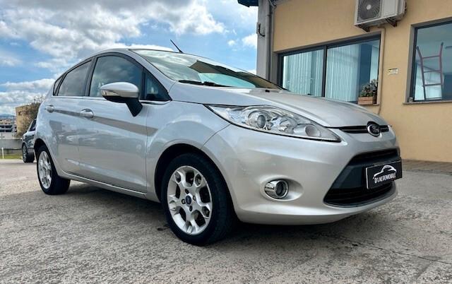 Ford Fiesta 1.4 TDCi 70CV 5 porte Titanium