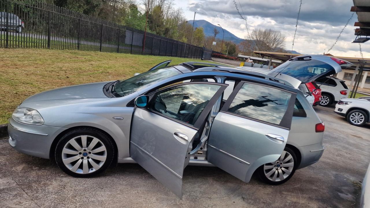 Fiat Croma 1.9 Multijet aut. Must "152.000 KM"