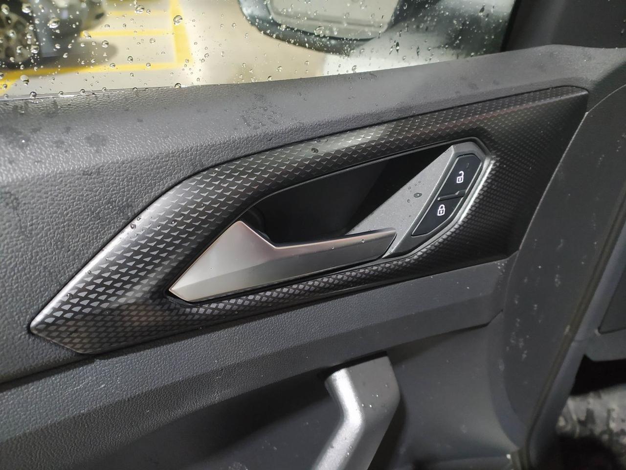 Volkswagen T-Cross Style 1.0 TSI 110CV #8979