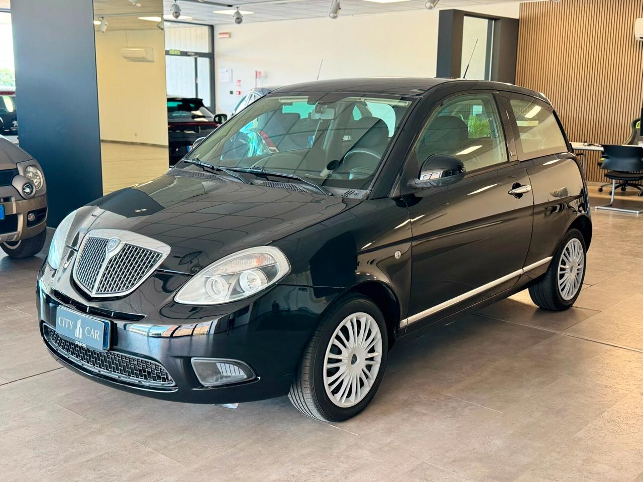 Lancia Ypsilon 1.2 69 CV Diva