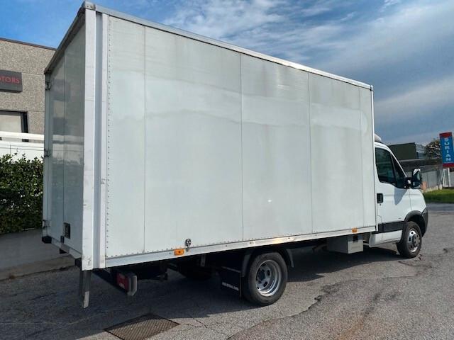 Iveco Daily 35C15 3.0 Hpi PL-RG Cabinato