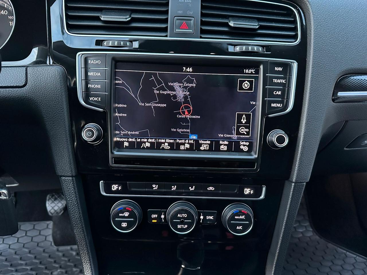 Volkswagen Golf 2.0 TDI 5p. Highline BlueMotion Technology