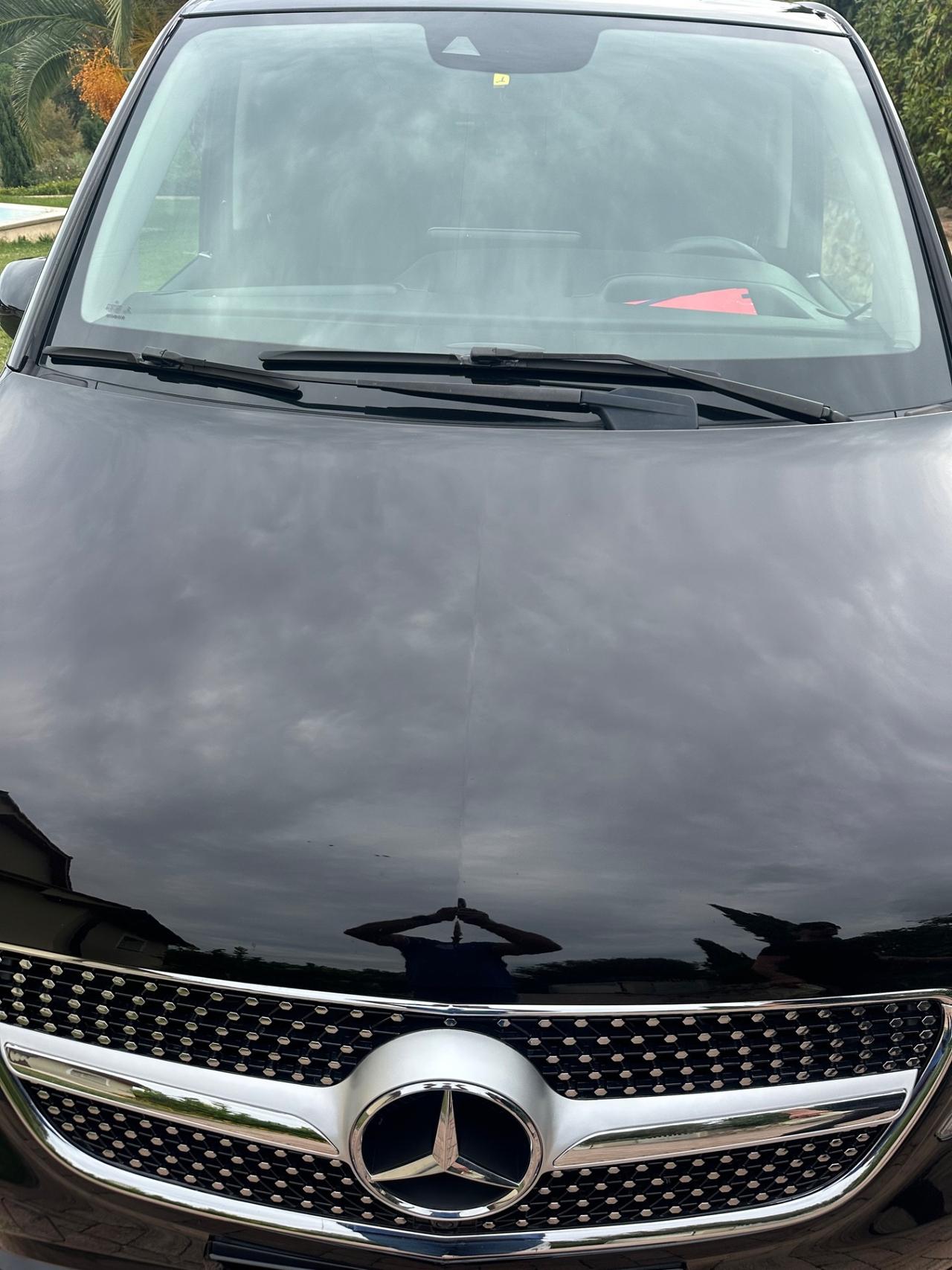 Mercedes Benz