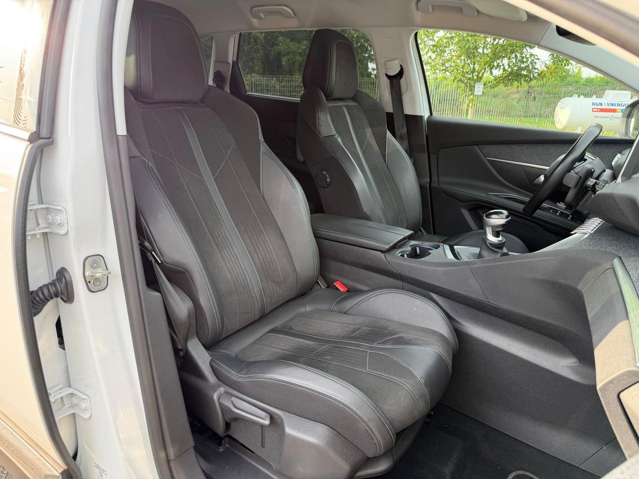 Peugeot 5008 GT Line / Crossway 1.2 PureTe #12141