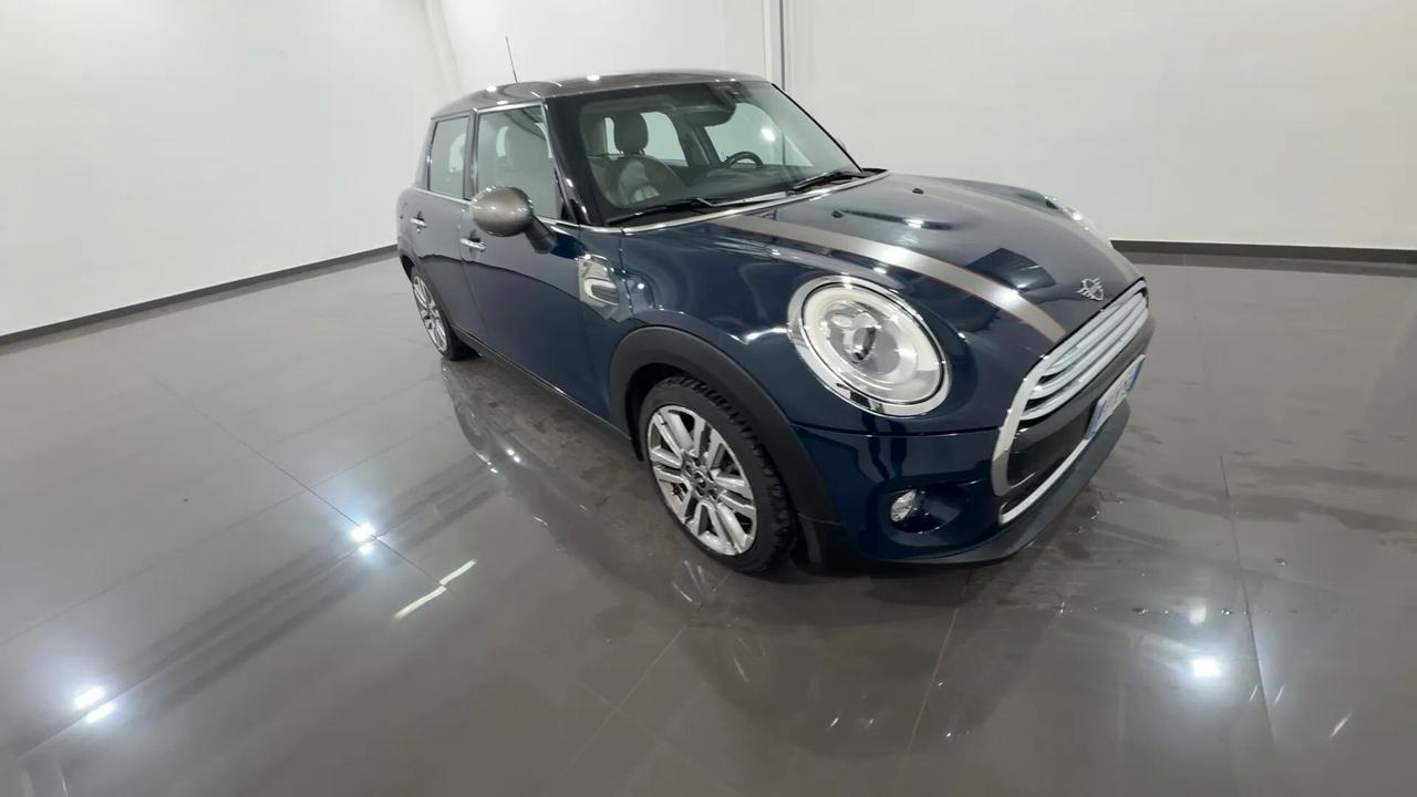 Mini 1.5 Cooper D Hype Aut. 5 porte