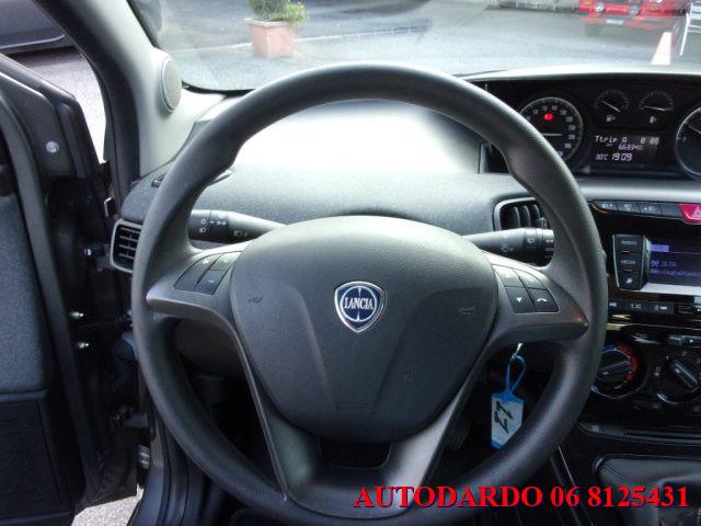 LANCIA Ypsilon 1.0 FireFly 5 porte S&S Hybrid Ecochic Silver