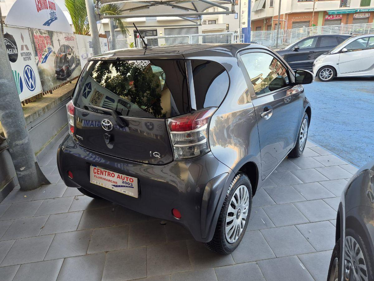 TOYOTA - iQ - 1.0 CVT Trend