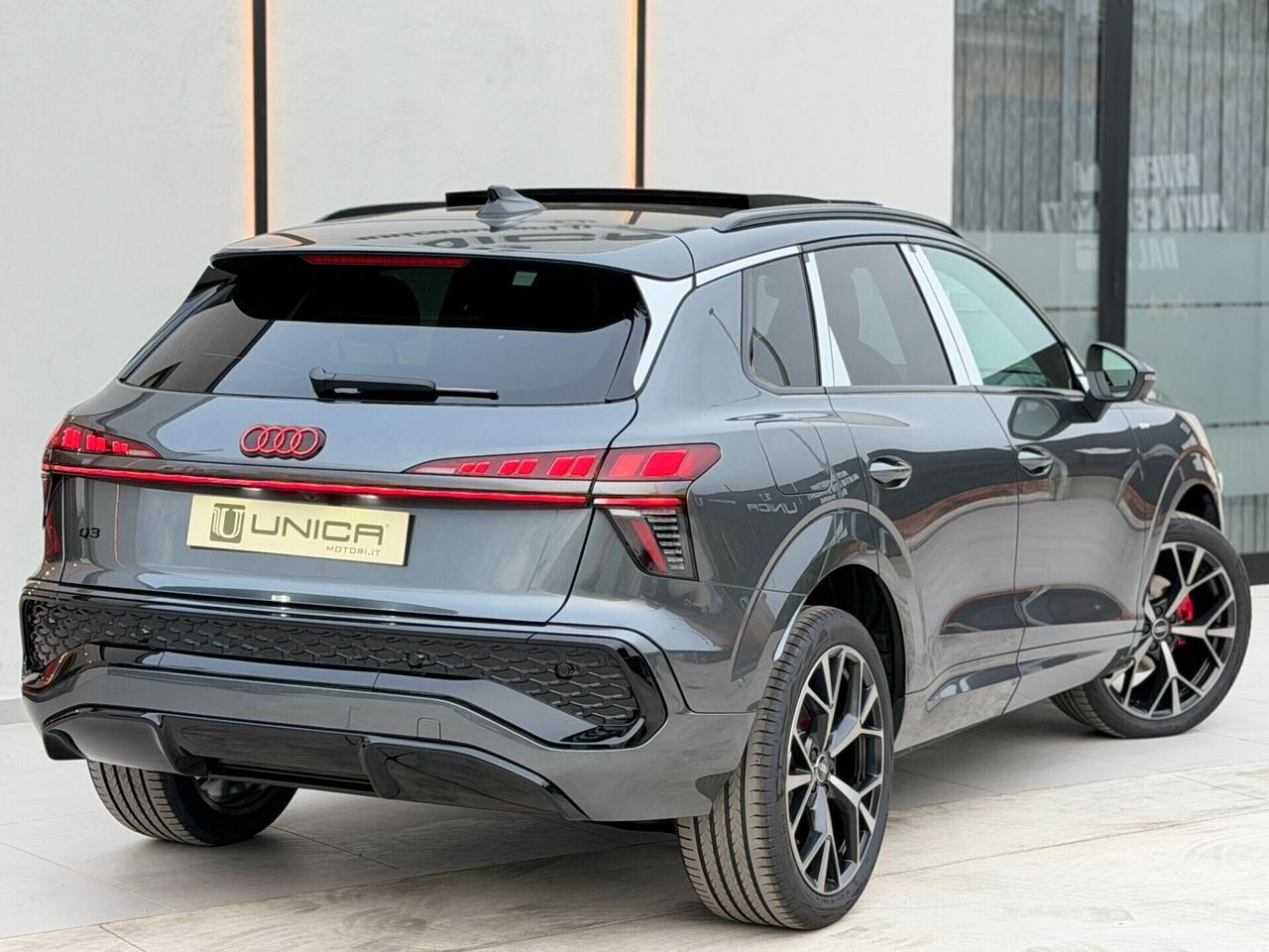 Audi Q3 1.5 TFSI mhev 150 cv S-Tronic S-Line IVA ESPOSTA PRONTA CONSEGNA