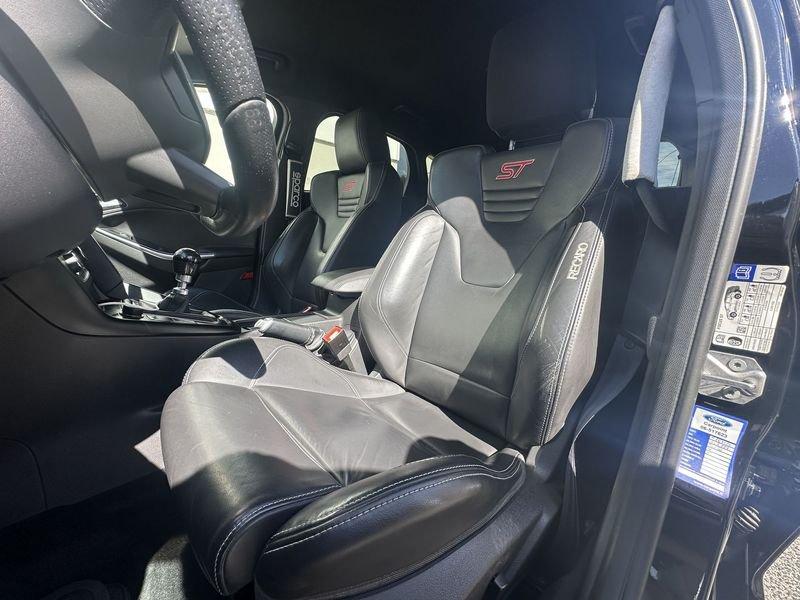 Ford Focus ST 2.0 Ecoboost 250cv ST3