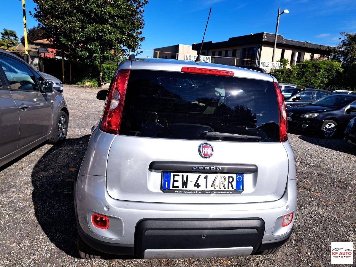 FIAT - Panda 0.9 t.air turbo 4x4 85cv E6