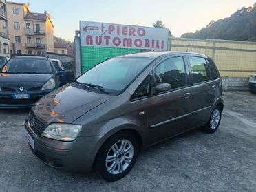 Fiat Idea 1.4 16V BlackMotion