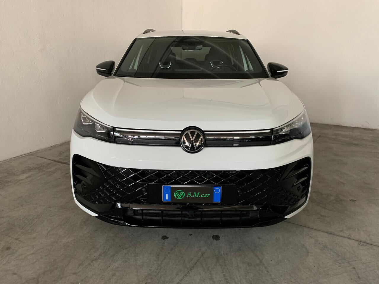 Volkswagen Tiguan R-Line eTSI GARANZIA UFFICIALE 2028
