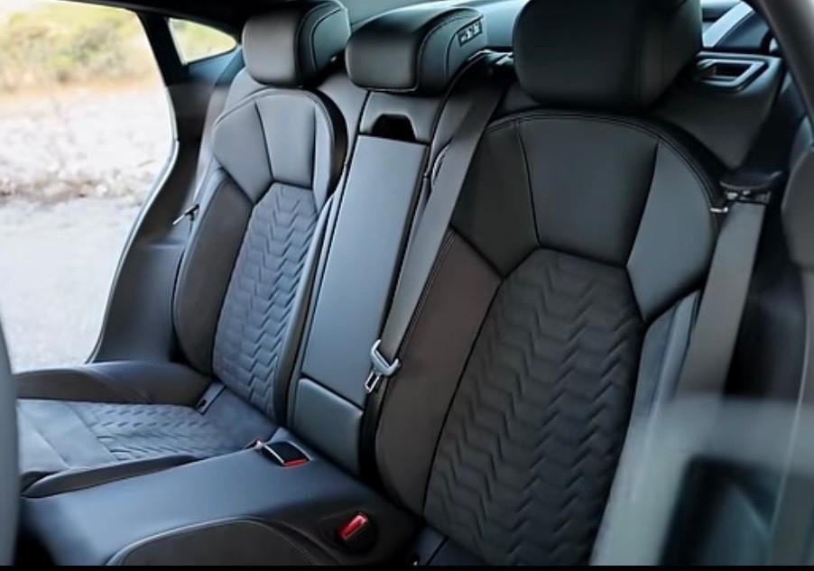 Audi E-tron GT quattro