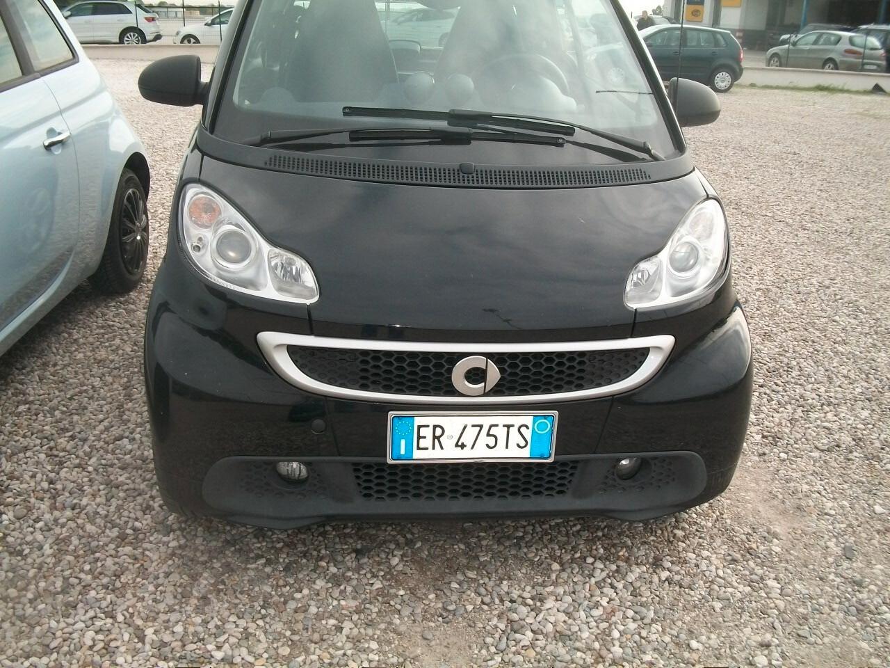 Smart ForTwo 800 40 kW coupé teen cdi special edition