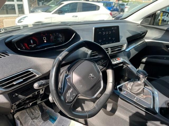 Peugeot 3008 BlueHDi 130 S&S Business