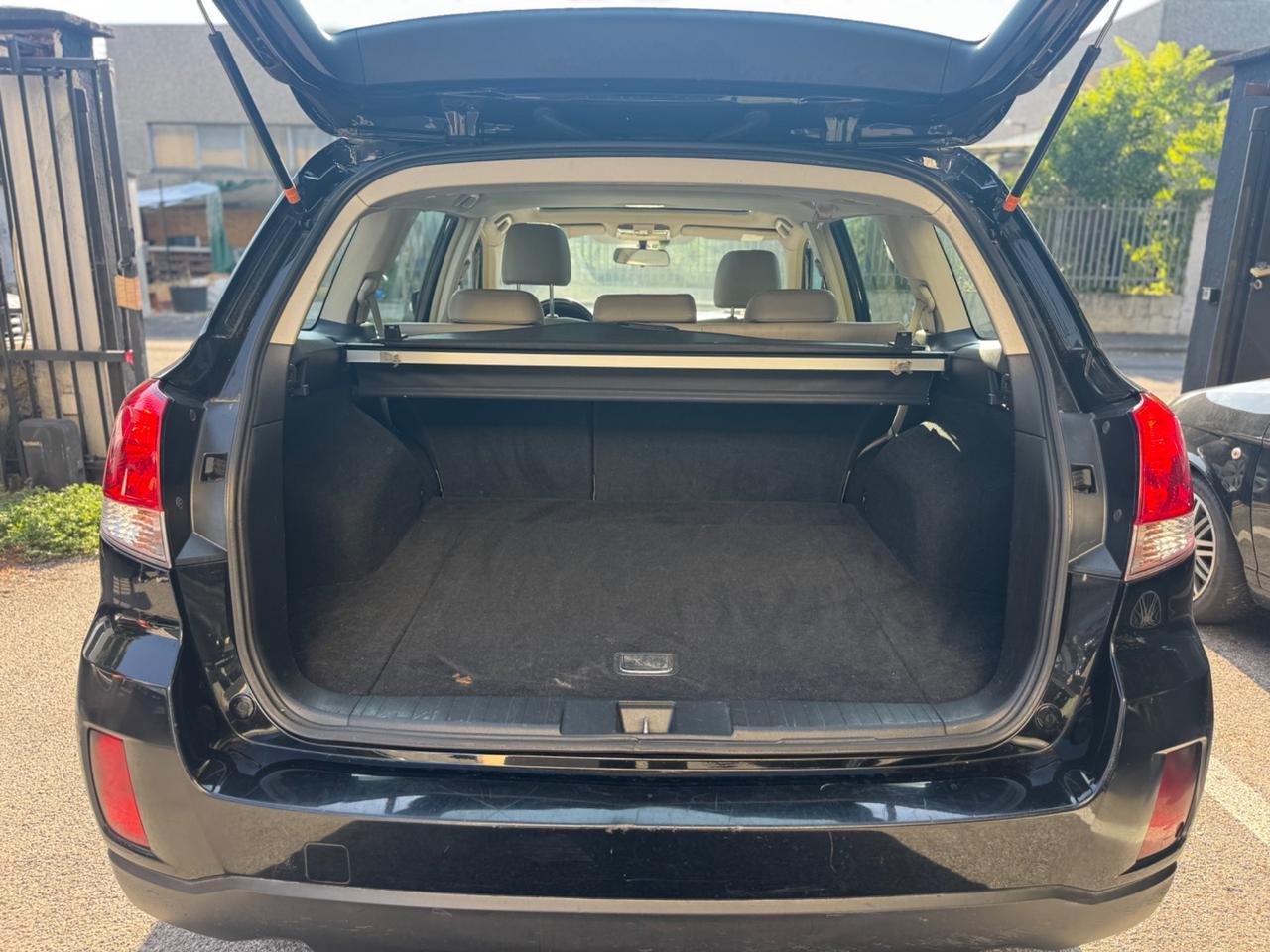 Subaru OUTBACK 2.0D Exclusive